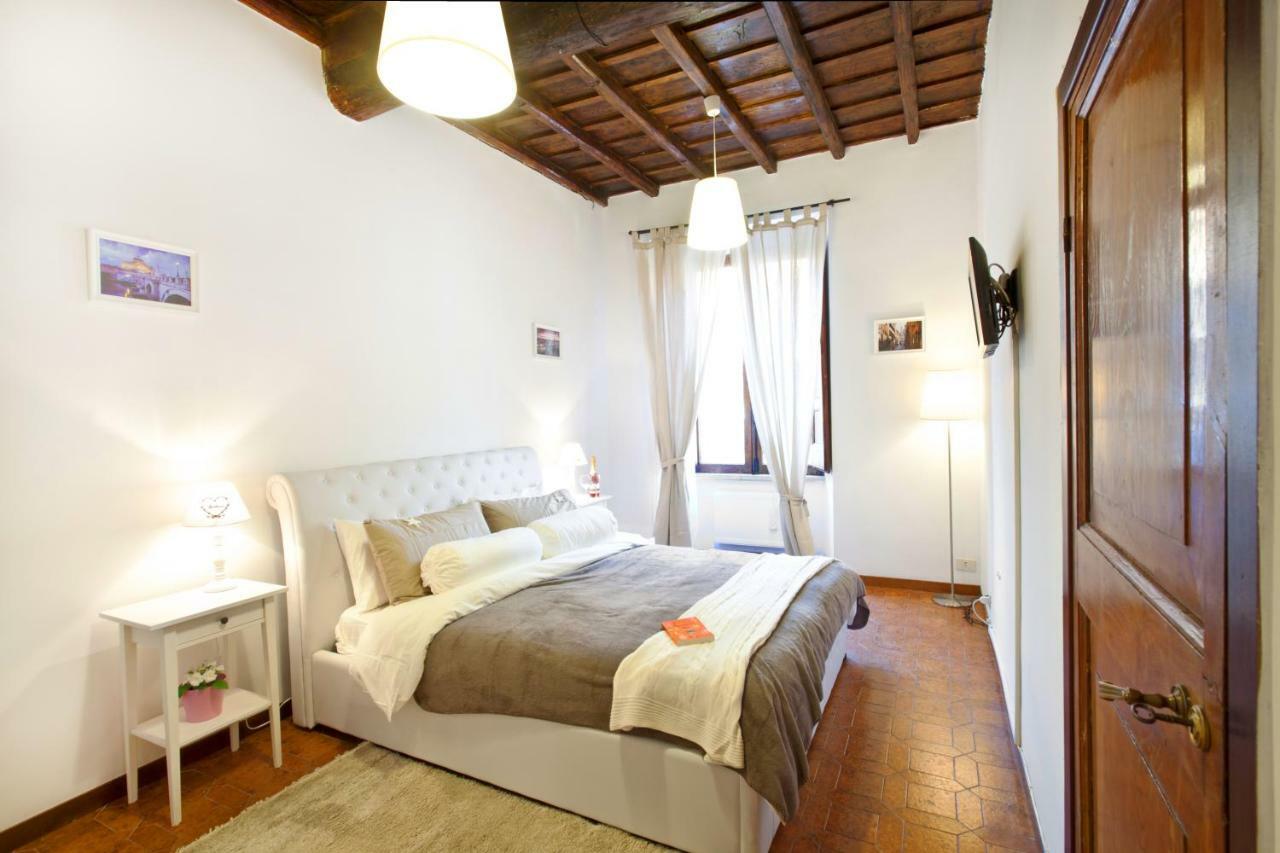 Arenula Luxury Apartment Řím Exteriér fotografie