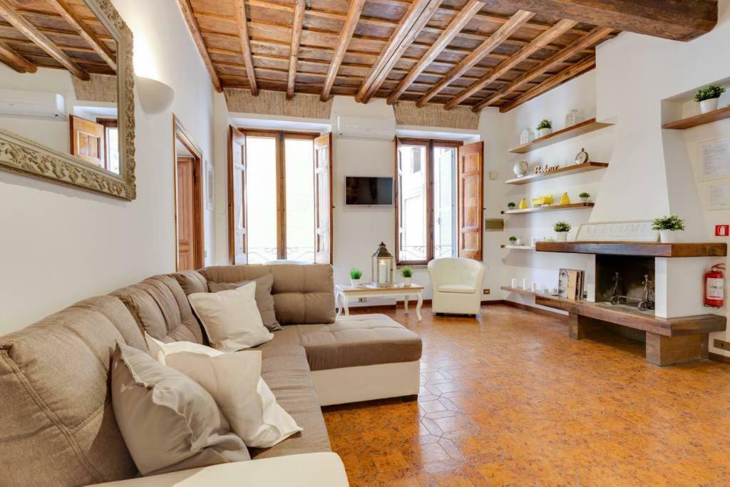 Arenula Luxury Apartment Řím Exteriér fotografie