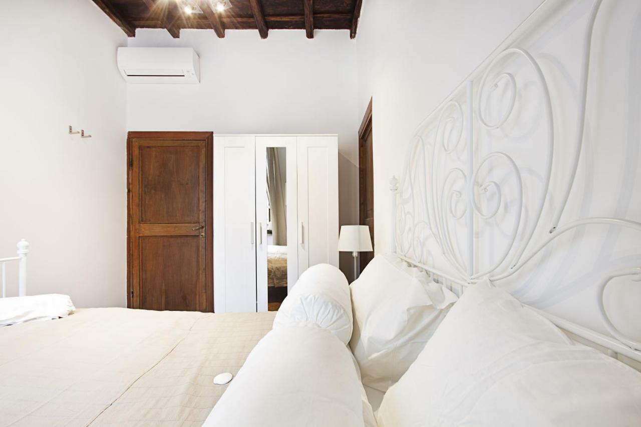 Arenula Luxury Apartment Řím Exteriér fotografie