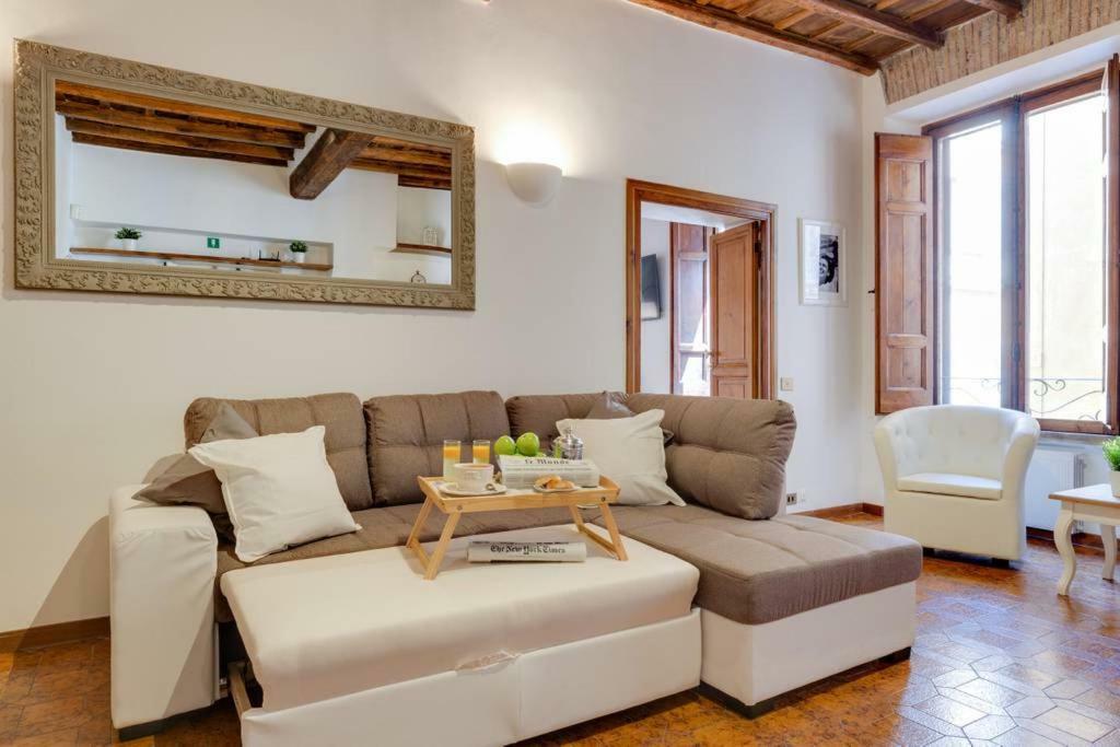 Arenula Luxury Apartment Řím Exteriér fotografie
