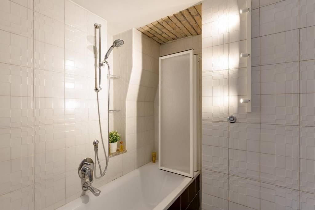 Arenula Luxury Apartment Řím Exteriér fotografie